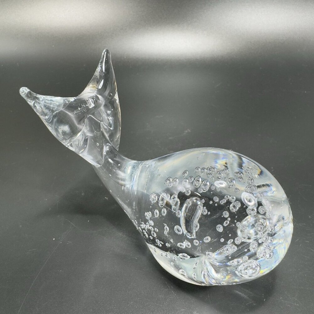 Vintage 1980s Clear Glass Whale Figurine Paperweight With Bubbles All Over VTG‎